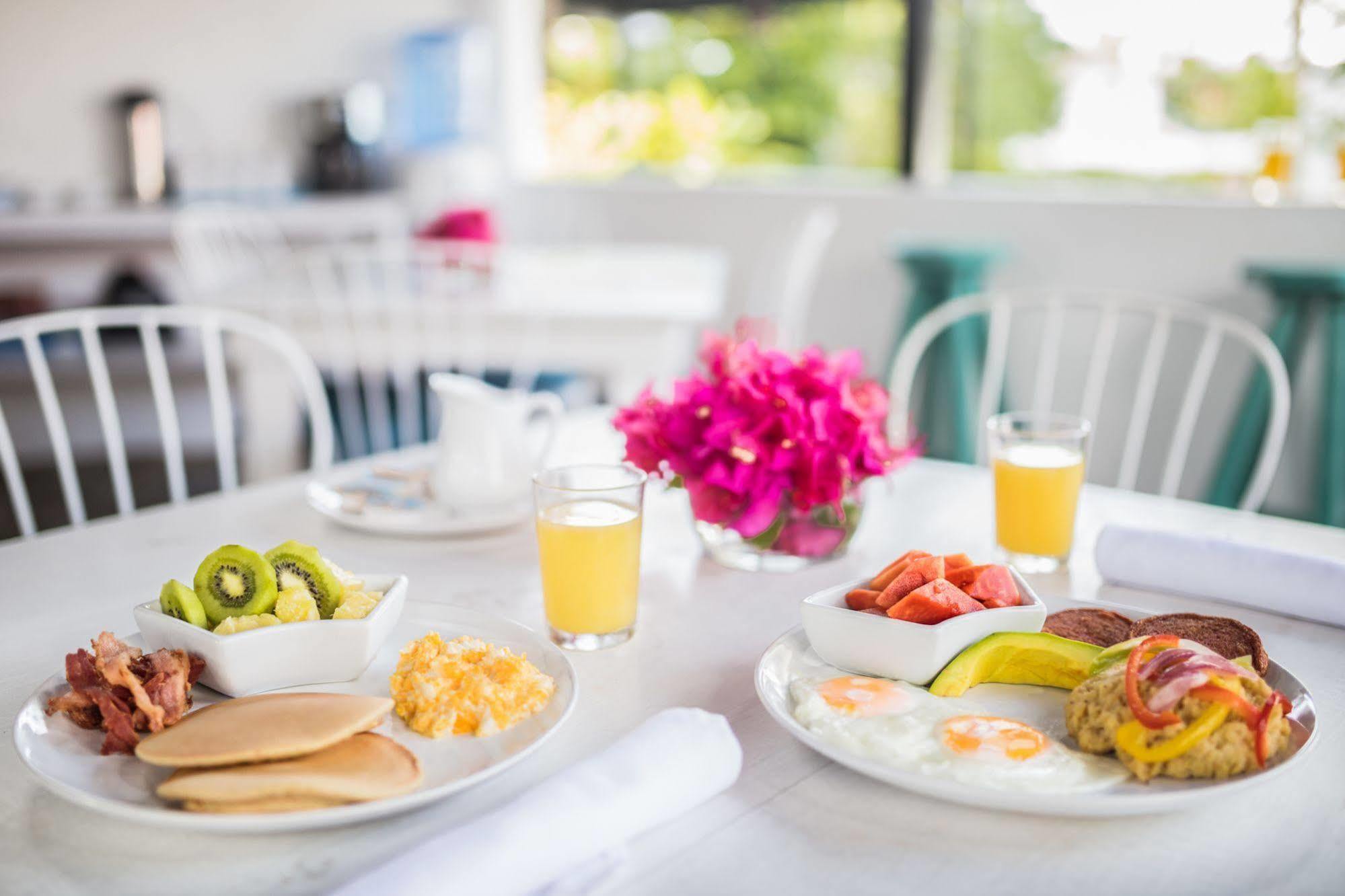 Garden By The Sea Bed & Breakfast Sosua Bagian luar foto