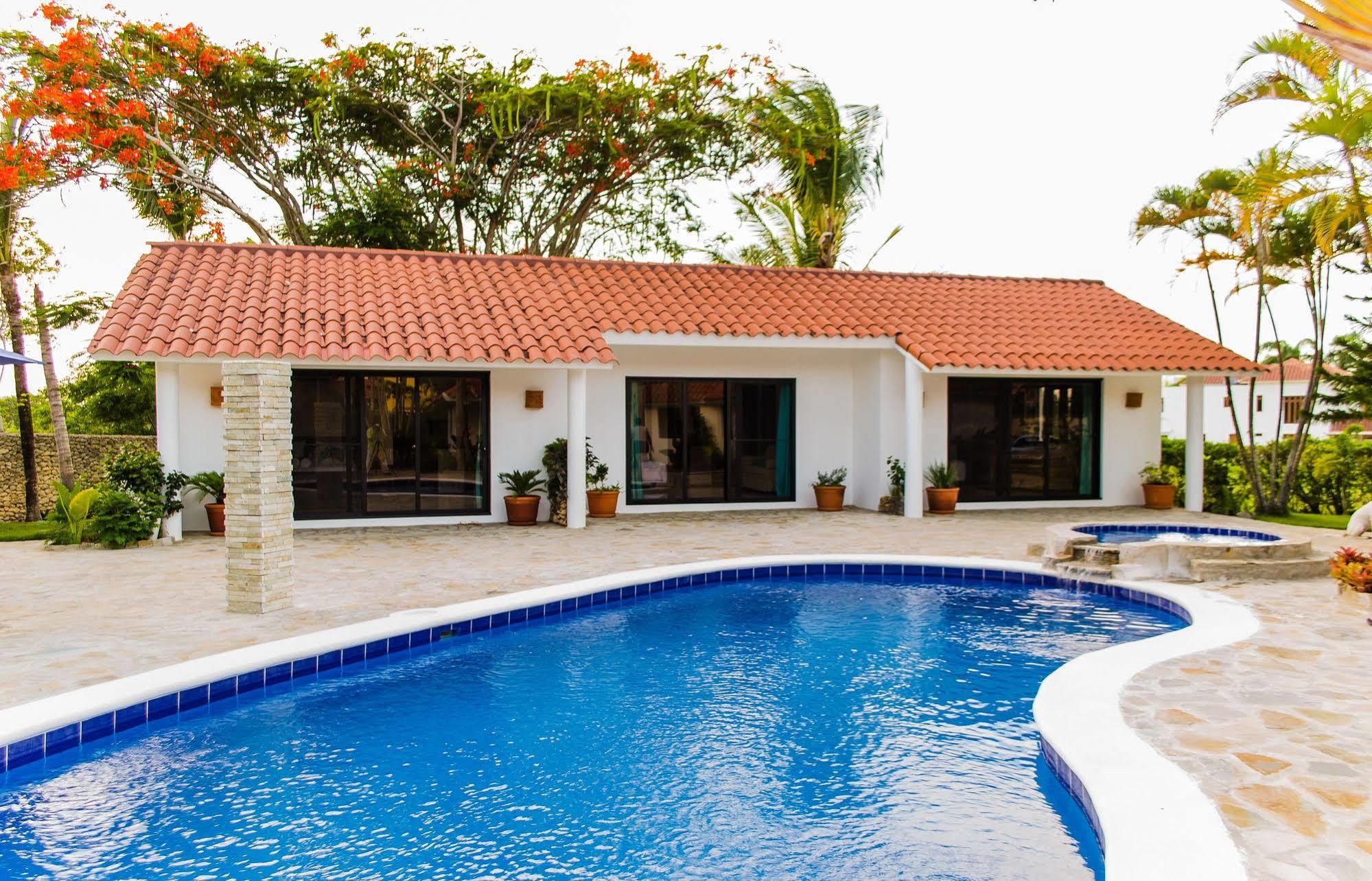 Garden By The Sea Bed & Breakfast Sosua Bagian luar foto